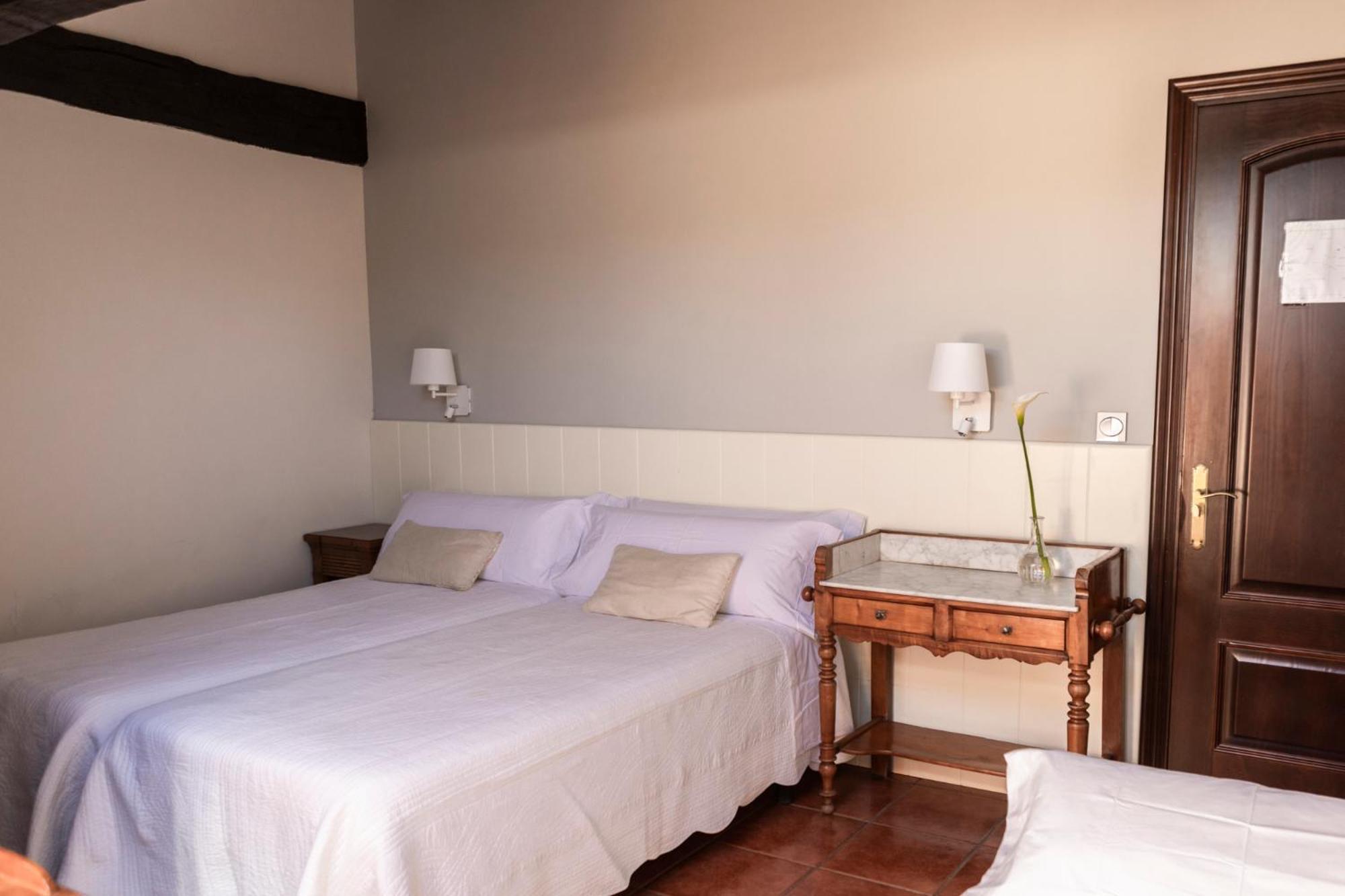 Agroturismo Montefrio Urnieta Rum bild