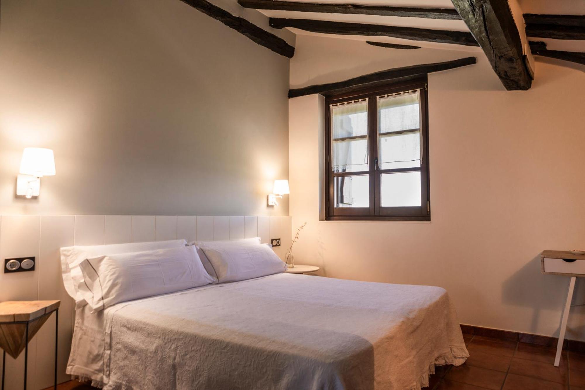 Agroturismo Montefrio Urnieta Rum bild